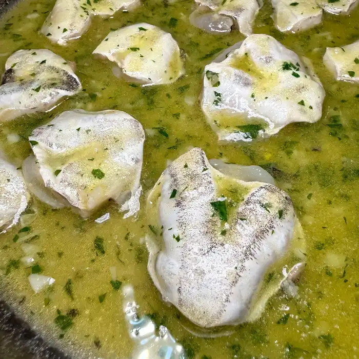 Kokothas de merluza de el Vaskito en Donostia San Sebastián